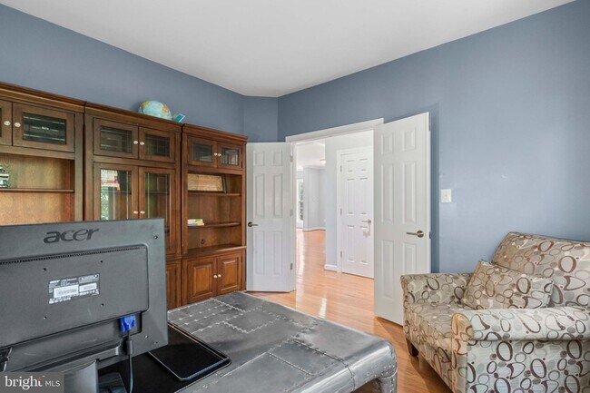 Building Photo - 12980 Highland Oaks Ct