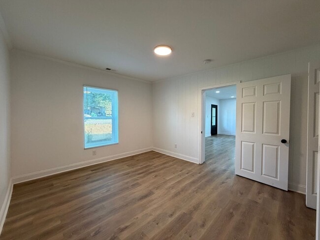 Building Photo - 1278 Chulio Rd SE
