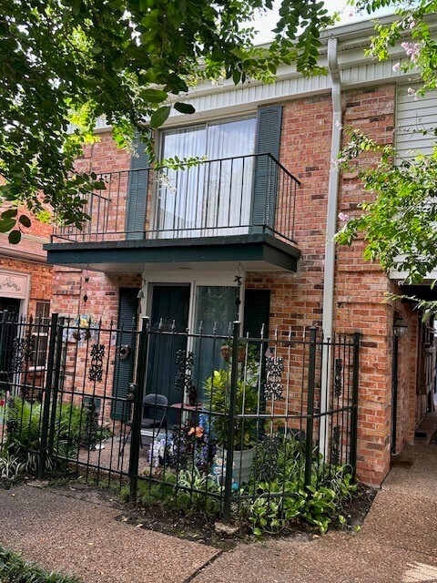 Building Photo - 3400 Timmons Ln