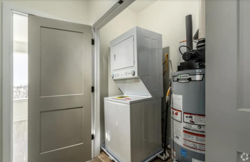 Building Photo - 2500 E Tioga St