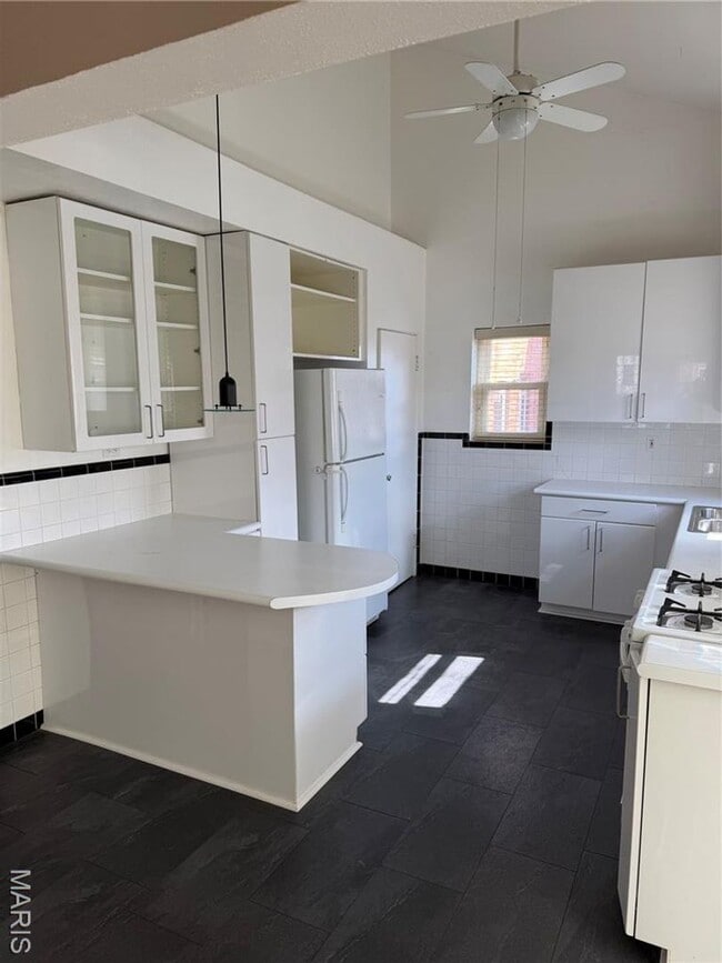 Building Photo - 7828 Cornell Ave