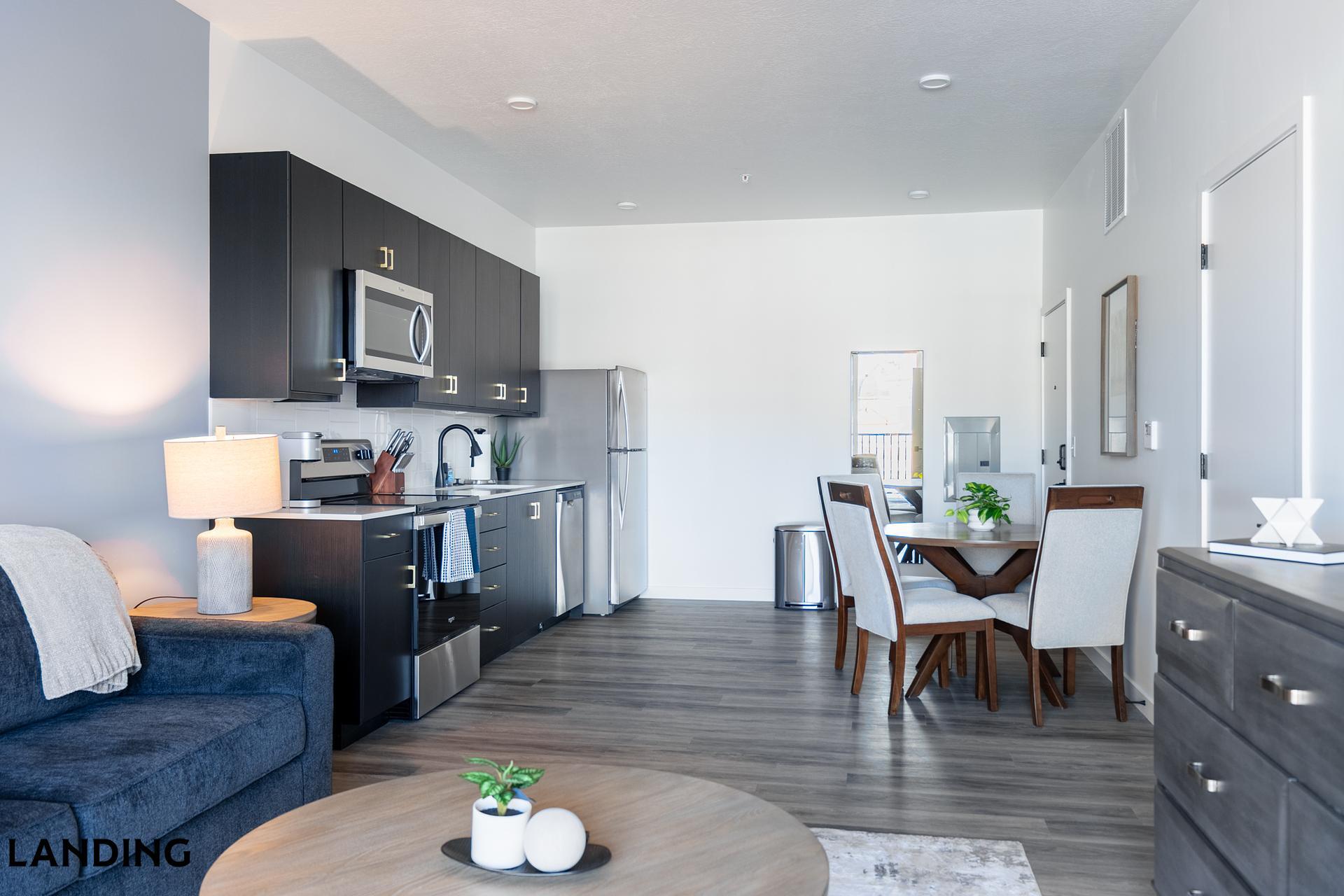 Building Photo - 343 S 400 E