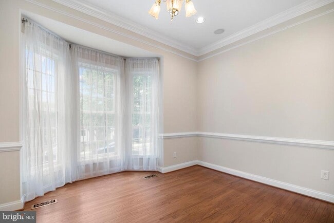 Building Photo - 508 S Fayette St