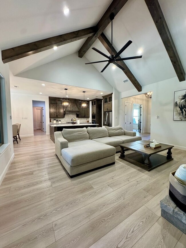 Building Photo - Reata Ranch Home - Peaster ISD