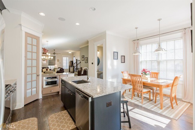 Building Photo - 3348 Turngate Ct