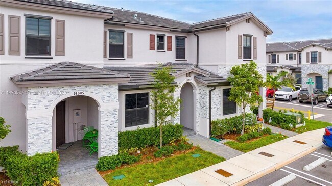 Building Photo - 3 br, 3 bath House - 14807 SW 183rd Ter