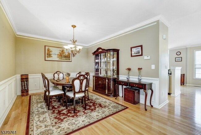 Building Photo - 250 Patriot Hill Dr