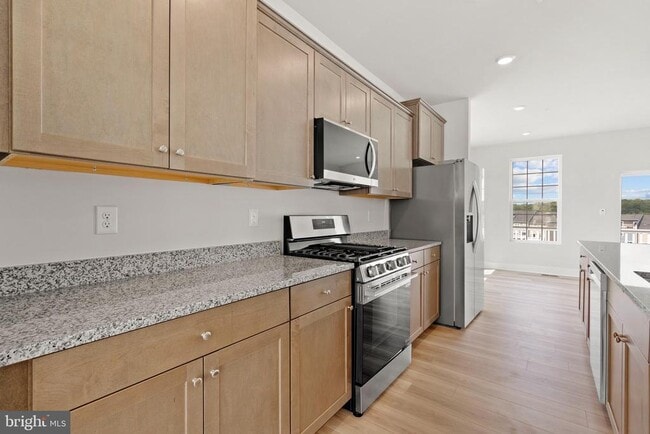 Building Photo - 7736 Meander Ct S