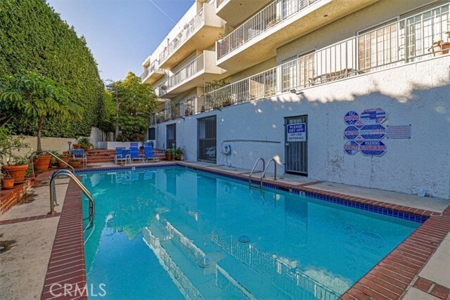 Building Photo - 10650 Kinnard Ave