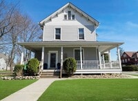 Building Photo - 42 Park Ave