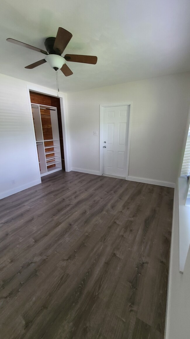 Building Photo - 1516 NE 17th Ave