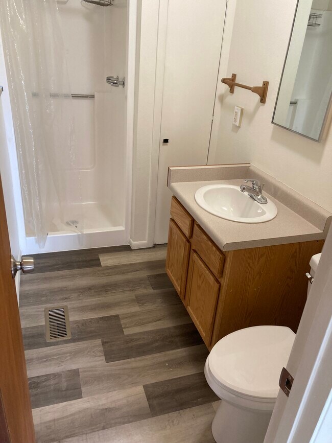 Building Photo - 1611 N 16th St.