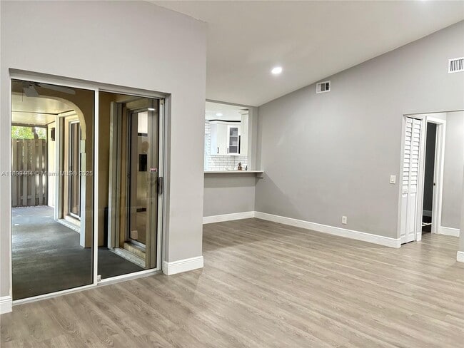 Building Photo - 1597 Springside Dr