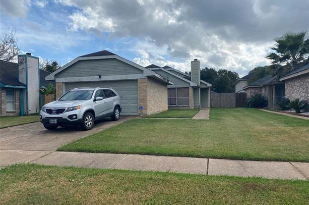 Building Photo - 17427 Lobo Trail