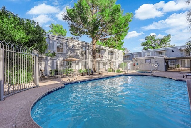 Building Photo - 1 Month Free Rent!! NEWLY REMODELED 2 BEDR...