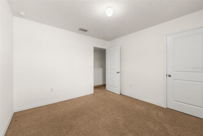 Building Photo - 8008 SW 62nd Ct