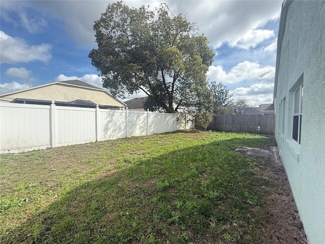 Building Photo - 2073 River Park Blvd