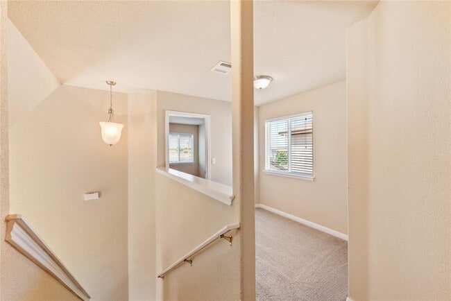Building Photo - 413 Cane River Rd