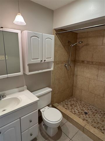 Building Photo - 418 Cambria Dr