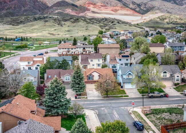 Building Photo - Westside Home in Mt Shadows in D20