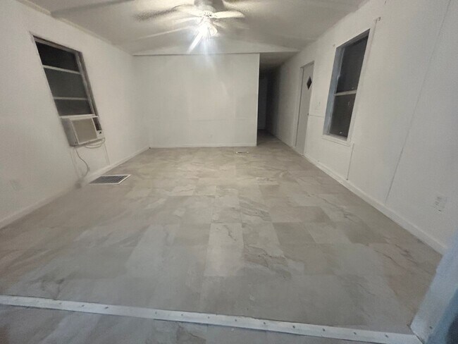 Building Photo - Available Now! Rent this 3 Bedroom Home in Aiken!