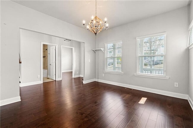 Building Photo - 156 Adams Cir