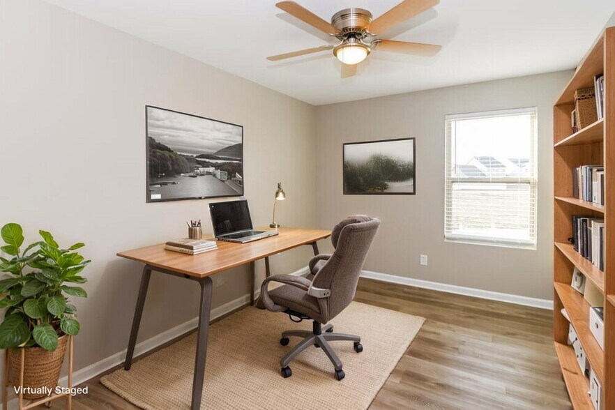 Building Photo - 3343 Saddlebrook Dr