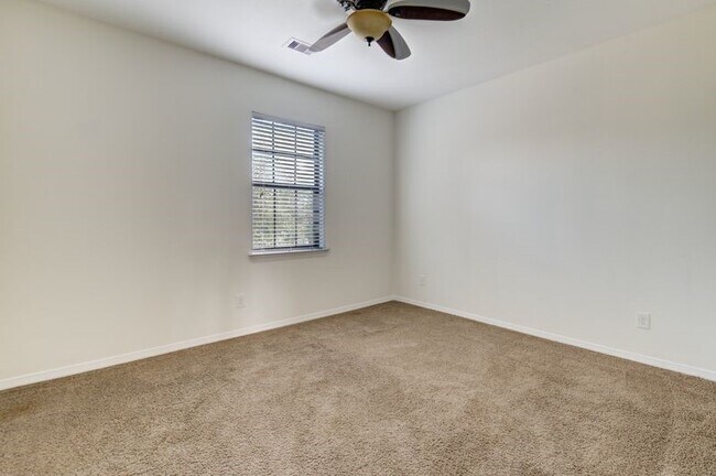 Building Photo - 9210 Monarch Mist Ln