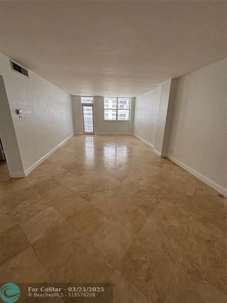 Building Photo - 4250 Galt Ocean Dr