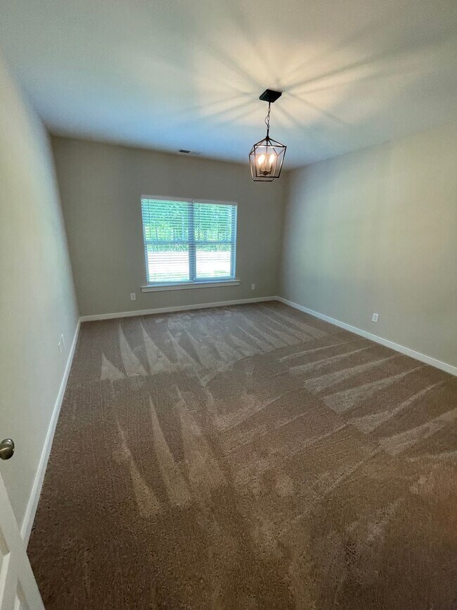 Building Photo - Home for Rent in Jasper, AL!!! Available to View with 48 Hour Notice!!! ***SIGN A 13 MONTH LEASE ...