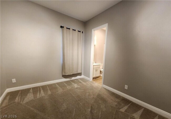 Building Photo - 130 Nine Mile Creek Dr