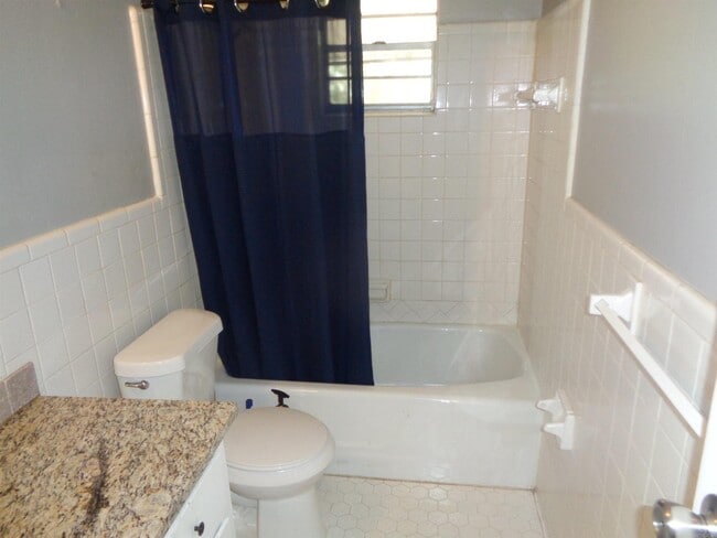 Building Photo - 2915 Wynne Dr