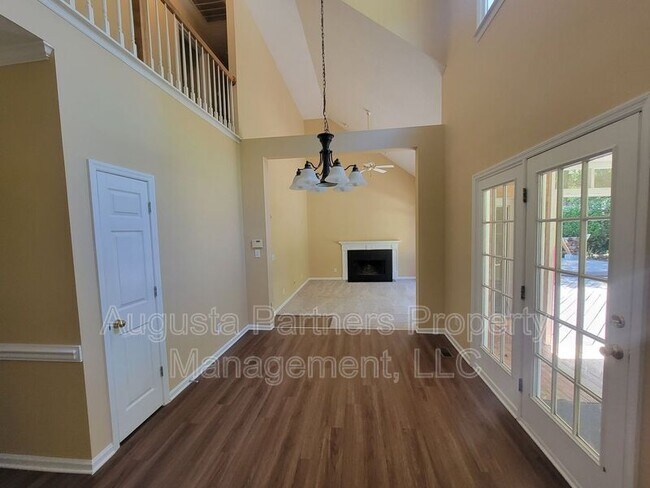 Building Photo - 3719 El Cordero Ranch Springs Rd