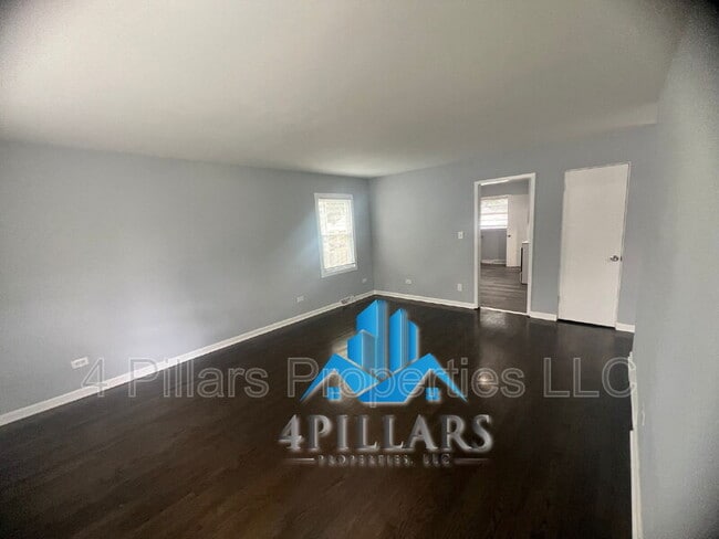 Building Photo - 6639 Carolina Ave