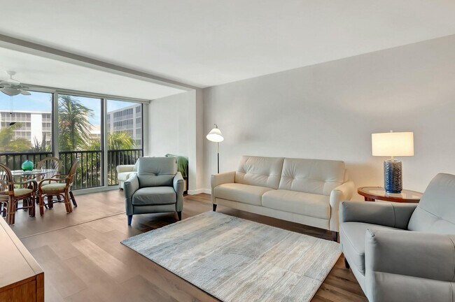 Building Photo - 3300 S Ocean Blvd