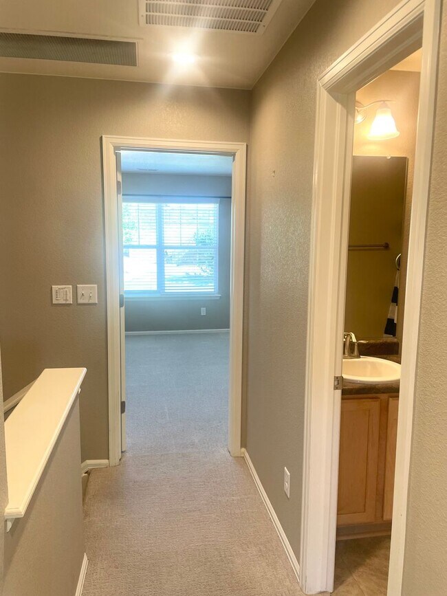 Building Photo - 24708 E Layton Pl