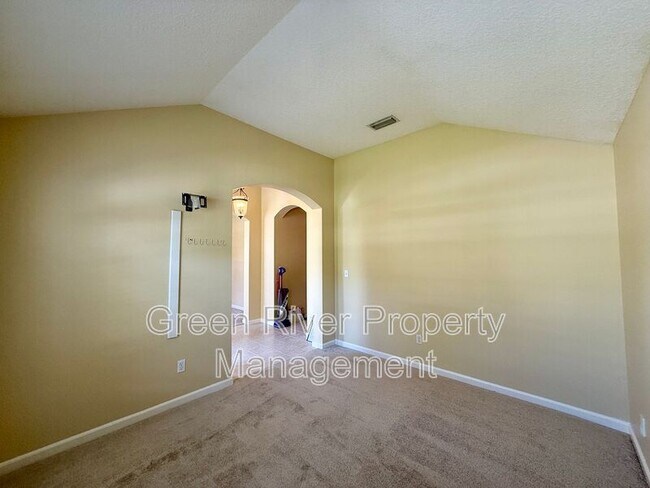 Building Photo - 8716 Canopy Oaks Dr