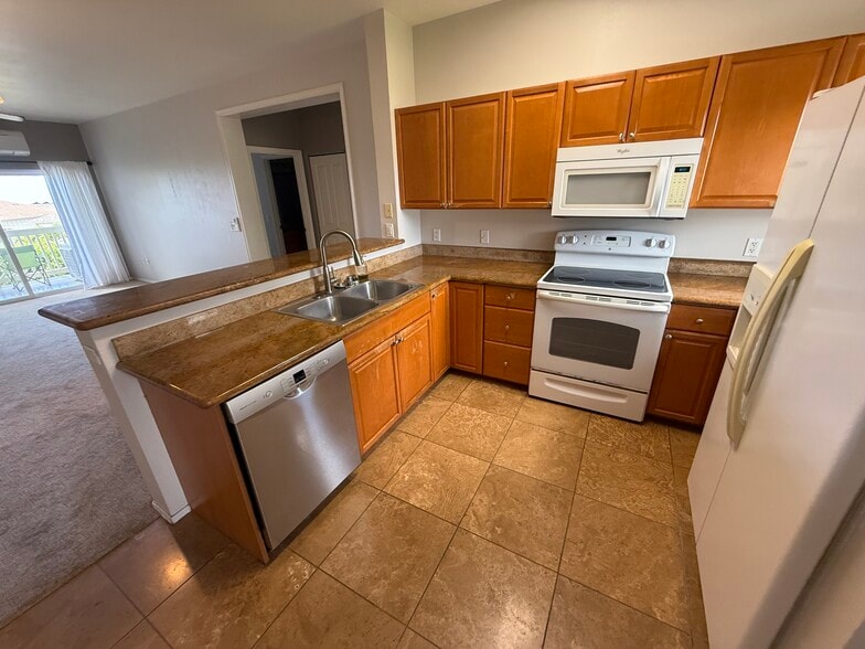 Building Photo - 73-1104 Nuuanu Pl