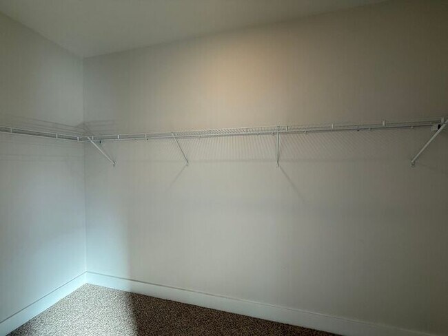 Building Photo - Pensacola - Kaheeley Ridge - 4 bedroom, 3 bathroom - lawn care included