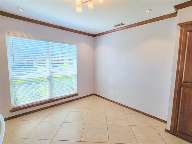 Building Photo - 4144 Driscoll Dr