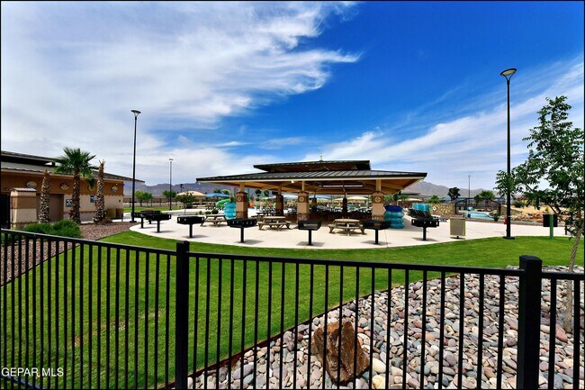 Building Photo - 11182 Blazing Star Pl