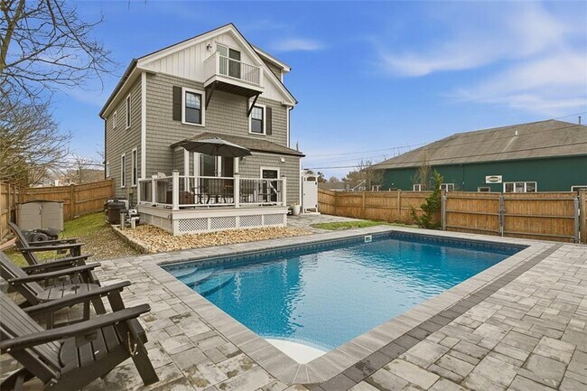 Building Photo - 23 Clinton St