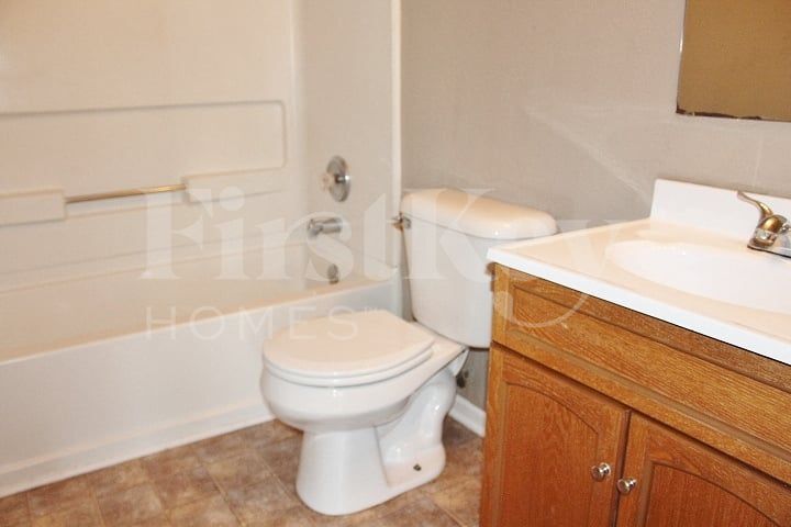 Building Photo - 920 Indigo Dr