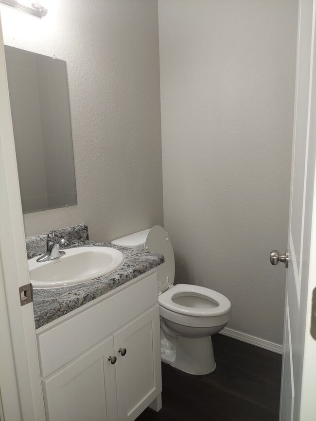 Building Photo - 2118 Ingalls Ln