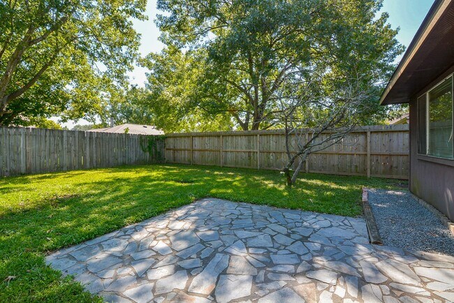 Building Photo - 6206 Bryant Pond Dr