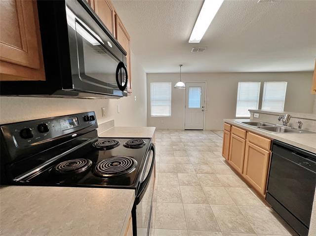 Building Photo - 2605 Castle Pines Dr