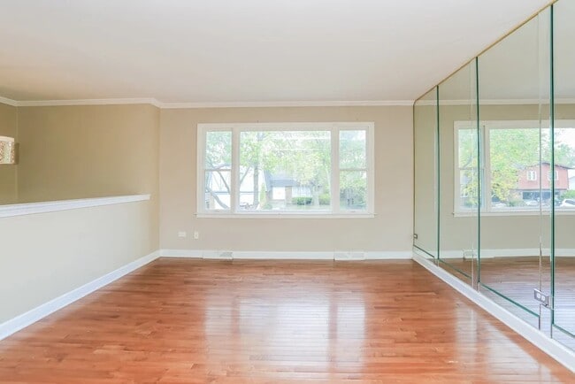 Building Photo - 22463 Imperial Dr