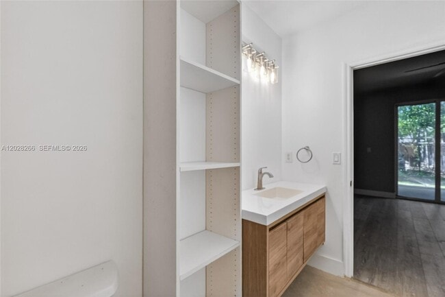 Building Photo - 652 NE 63rd St