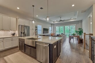 Building Photo - 62 Dobbs View Ln