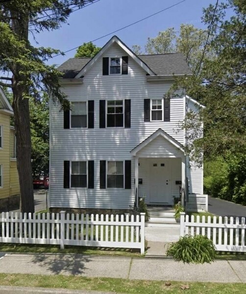 Building Photo - 27 Phoenix Ave